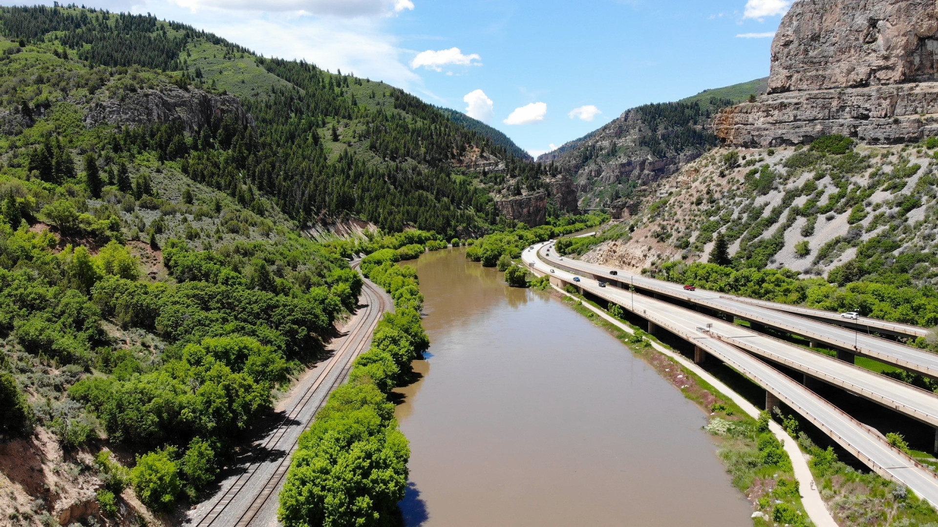 <p>The original Interstate Highway System was proclaimed to be completed with the opening of the last section of Interstate 70 (I-70), the 15-mile (24-km) Glenwood Canyon.</p><p><a href="https://www.msn.com/en-us/community/channel/vid-7xx8mnucu55yw63we9va2gwr7uihbxwc68fxqp25x6tg4ftibpra?cvid=94631541bc0f4f89bfd59158d696ad7e">Follow us and access great exclusive content every day</a></p>
