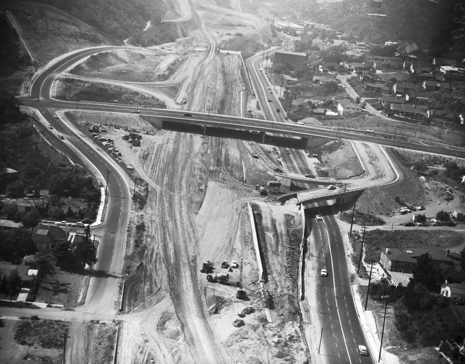 <p>Inevitably perhaps, the project's timescale and budget was vastly underestimated. It ended up costing US$114 billion, or $618 billion today's money, and took 35 years to complete. Pictured under construction in 1956 is the San Diego freeway.</p><p>You may also like:<a href="https://www.starsinsider.com/n/416870?utm_source=msn.com&utm_medium=display&utm_campaign=referral_description&utm_content=697904en-us"> Celebrities who went back to school after they became famous</a></p>