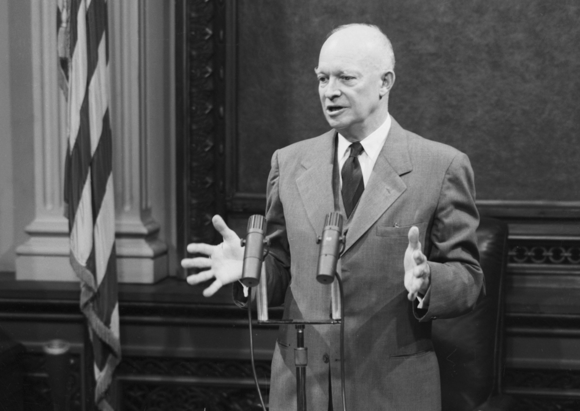 <p>On June 29, 1956, President Dwight D. Eisenhower signed into law the Federal-Aid Highway Act. The bill authorized the construction of 41,000 miles (66,000 km) of the Interstate Highway System over a 10-year period, at a cost of US$25 billion (equivalent to approximately $215 billion in 2024). </p><p><a href="https://www.msn.com/en-us/community/channel/vid-7xx8mnucu55yw63we9va2gwr7uihbxwc68fxqp25x6tg4ftibpra?cvid=94631541bc0f4f89bfd59158d696ad7e">Follow us and access great exclusive content every day</a></p>