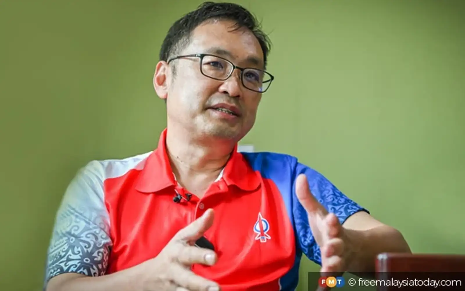s’wak dap chief slams proposal to localise state chapter