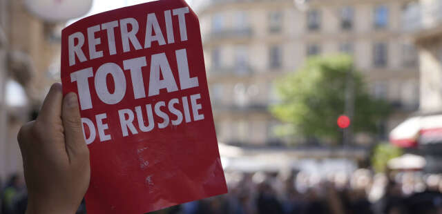 la justice française écarte une plainte visant totalenergies pour complicité de crimes de guerre russes en ukraine