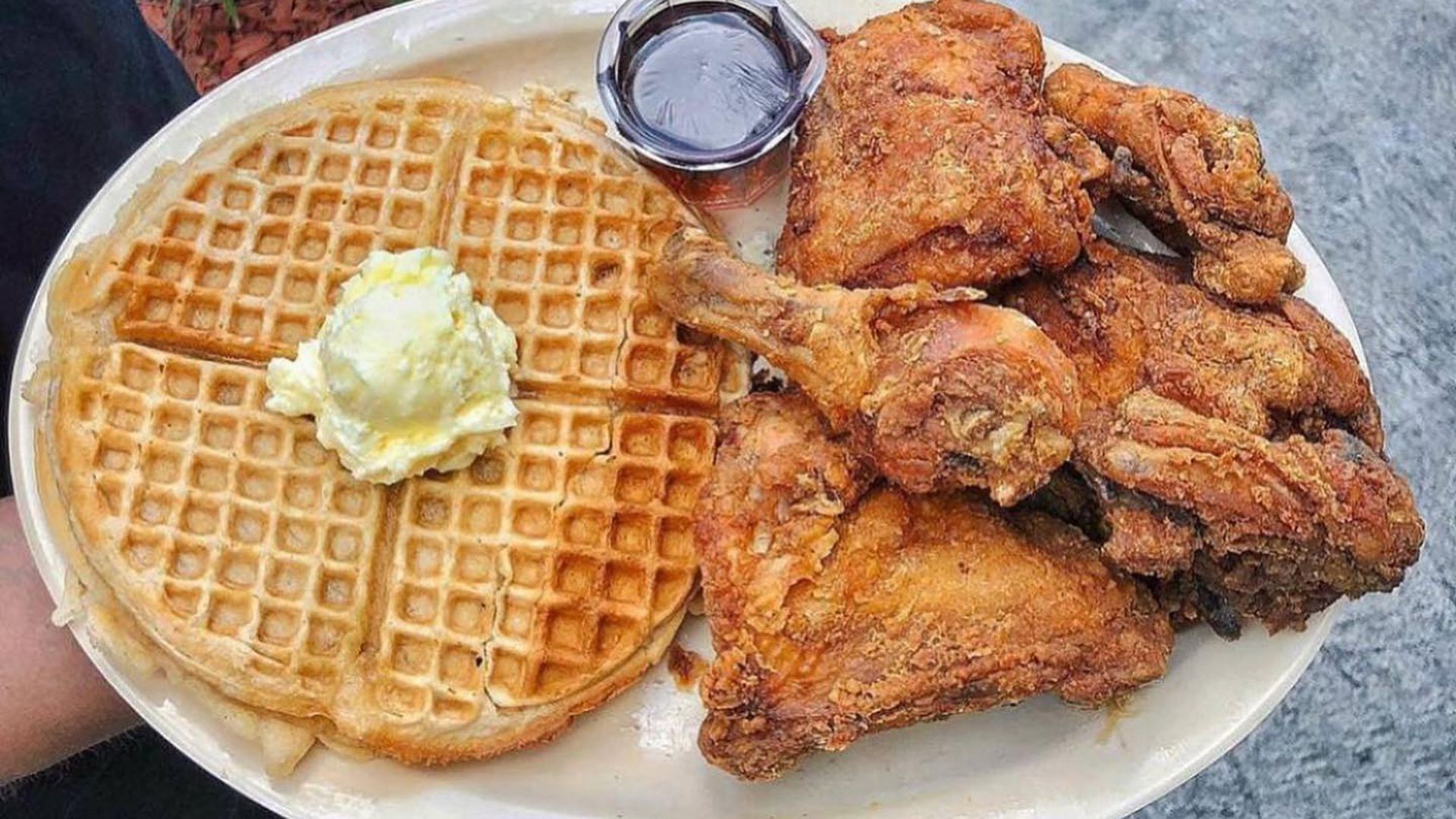 roscoe’s house chicken and waffles could finally open in the next few months