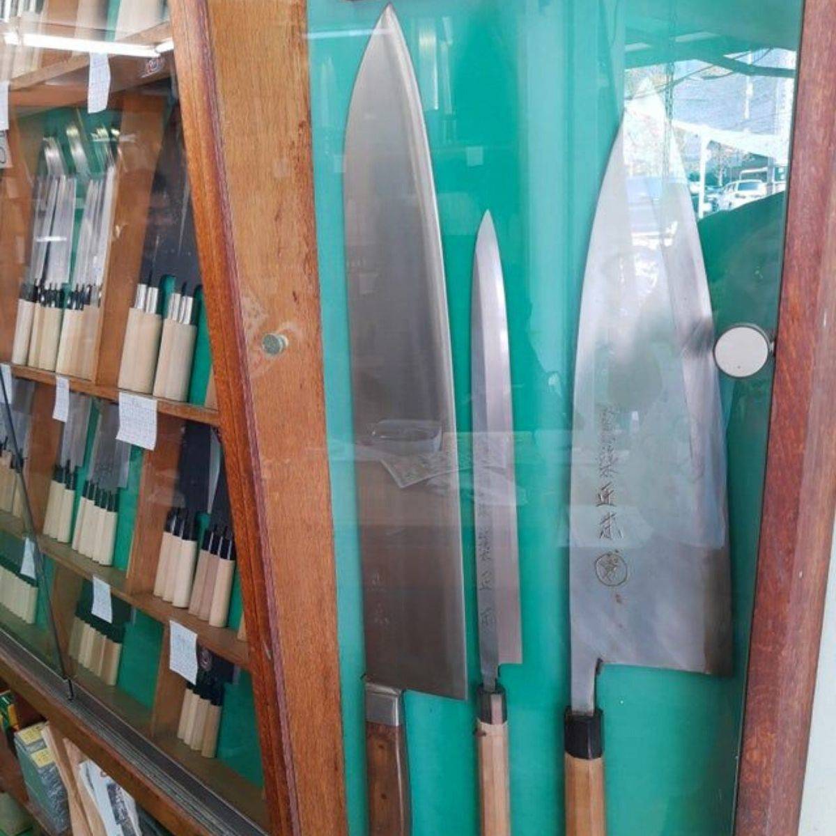 <p>One Reddit user seemed to think these knives were meant for use on large fish. </p> <p>However, if you need a knife this big to deal with a fish, maybe you should just toss it back and get a new one.</p>
