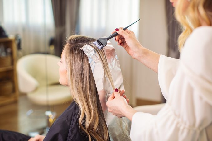 how to, how to make hair color last longer, according to pro colorists