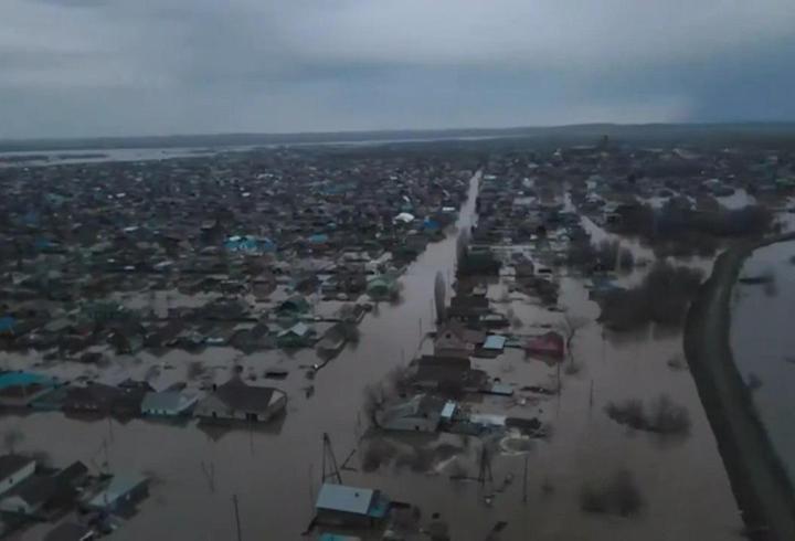 rusya'nın güneyinde sel ve su baskını felaketi… 10 bin ev su altında kaldı