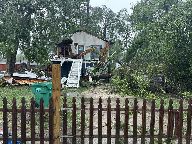 Focus shifts to clean up following severe weather outbreak, Slidell tornado