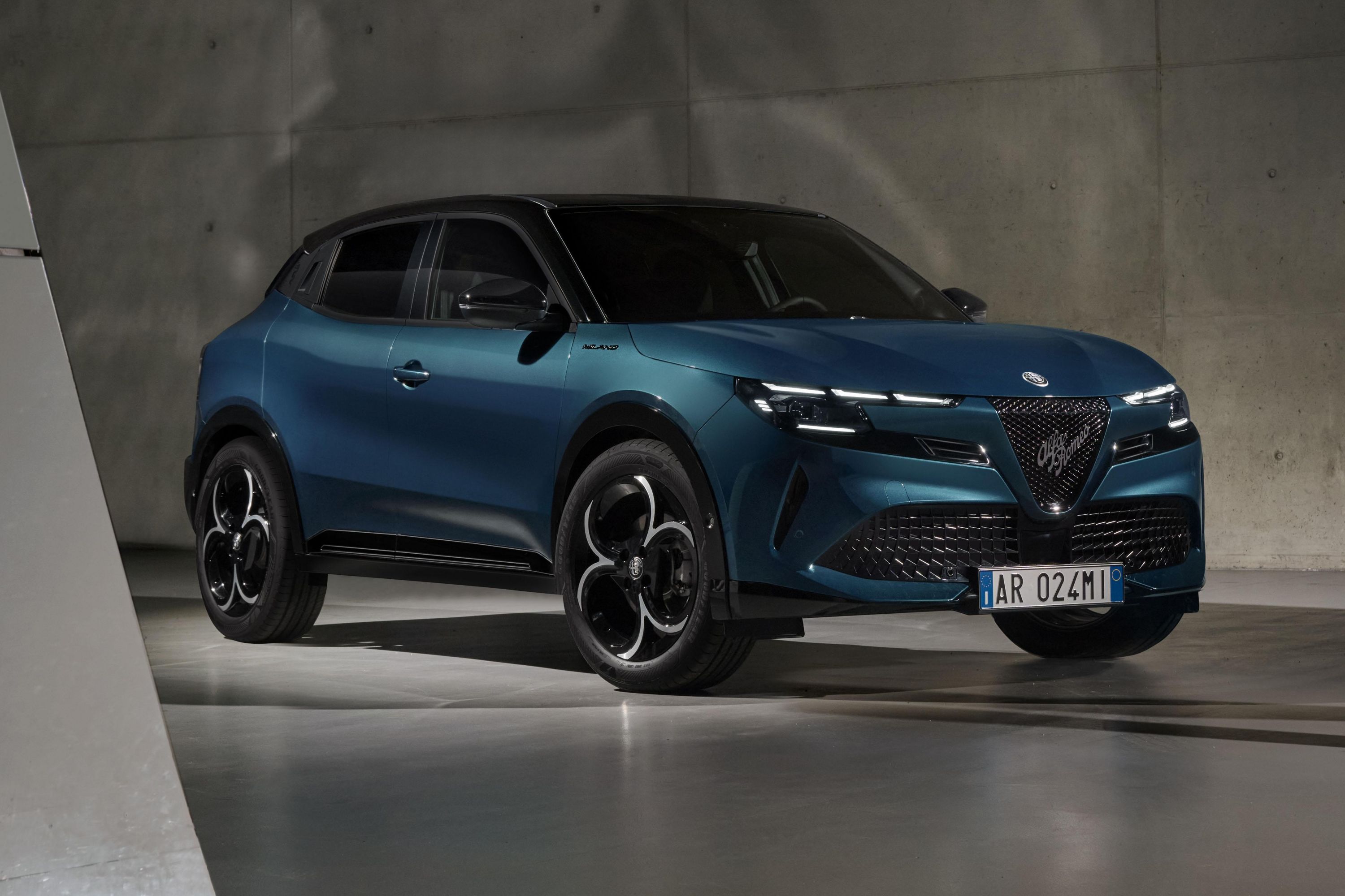 alfa romeo milano: entry-level suv unveiled with hybrid, electric drivetrains