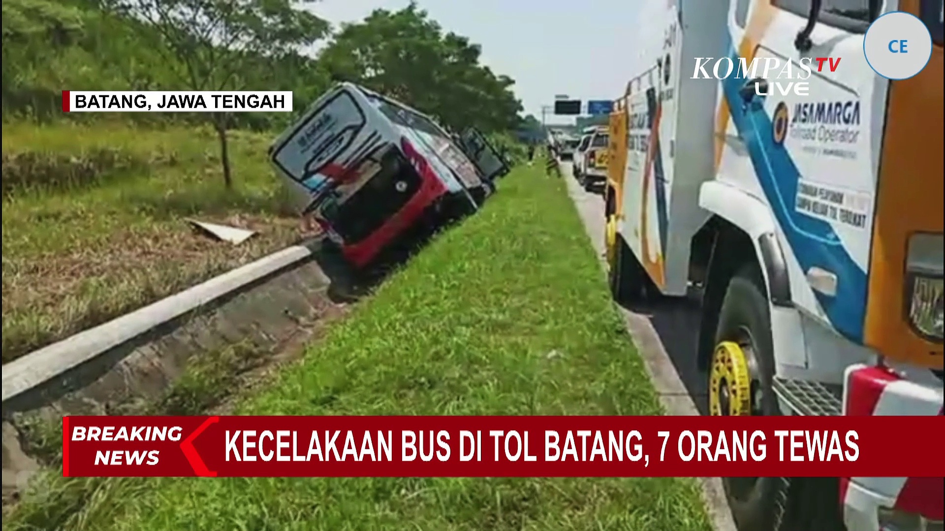 Breaking News! Kecelakaan Bus PO Rosalia Indah Di Tol Batang-Semarang ...