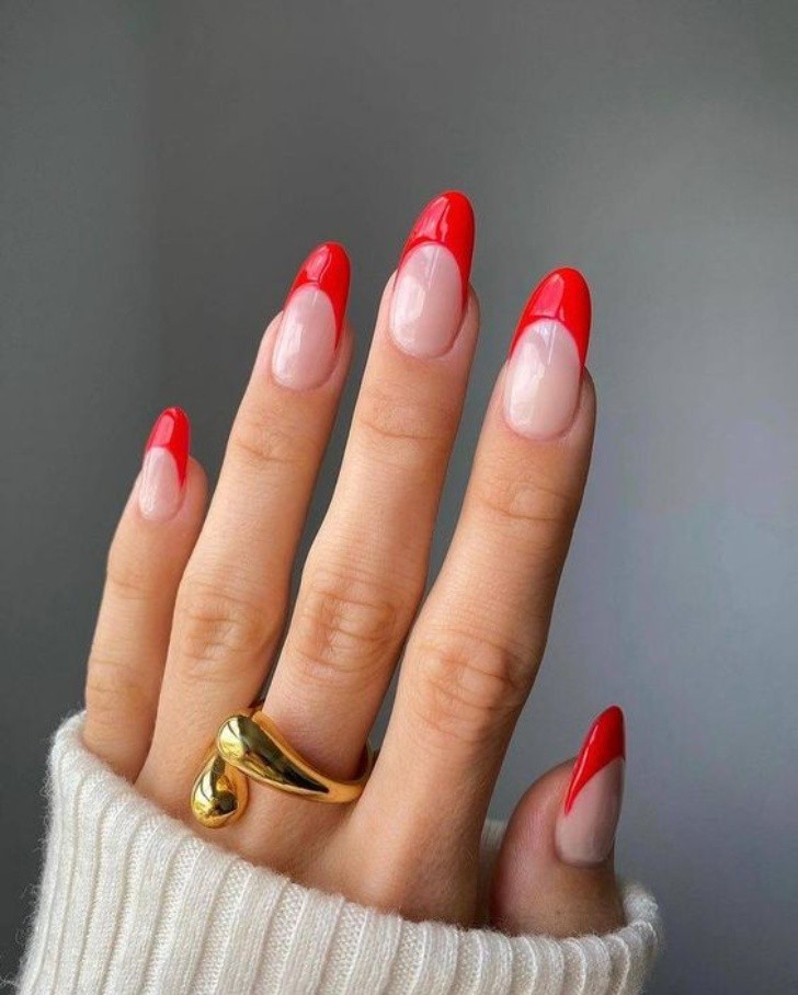nails art: diseño de uñas rojas para lucir manos elegantes