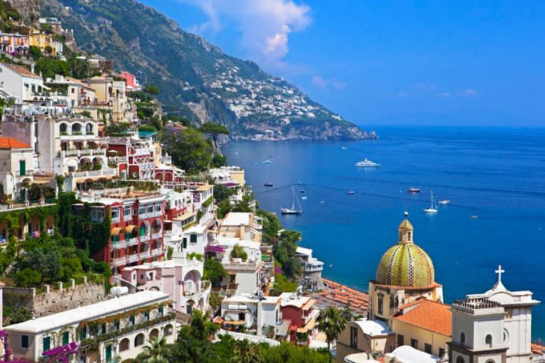 One tourist has taken to Reddit to share how crowds ruined their experience on Italy’s Amalfi Coast.