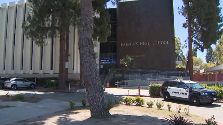 LAUSD investigating inappropriate photos being shared amongst students ...