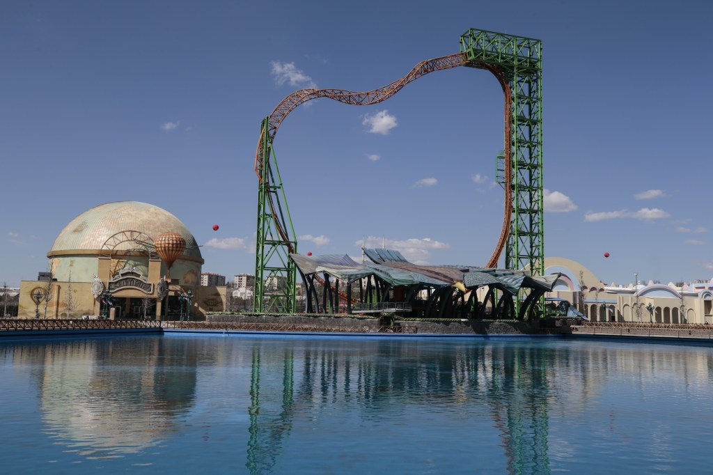 Inside ‘Europe’s biggest theme park’ left abandoned just a year after ...