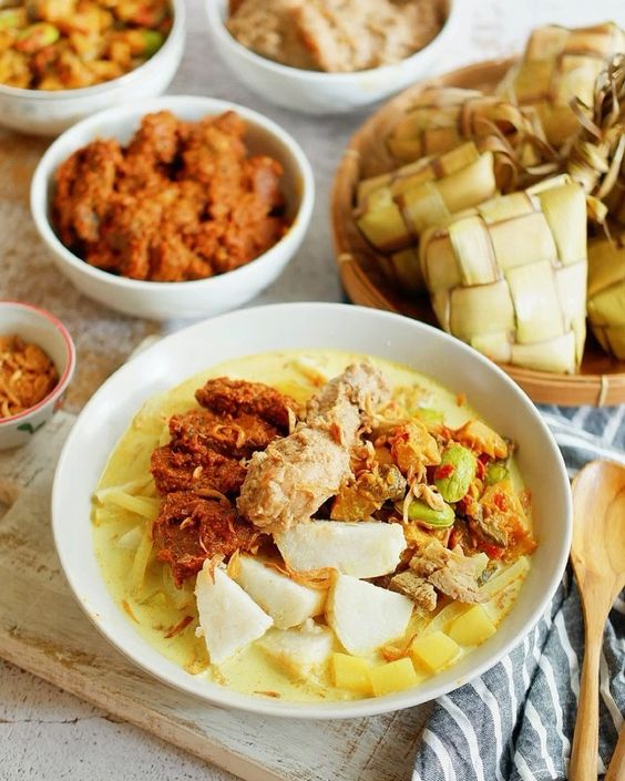 resep ketupat sayur mantap untuk santapan di bulan syawal bareng keluarga