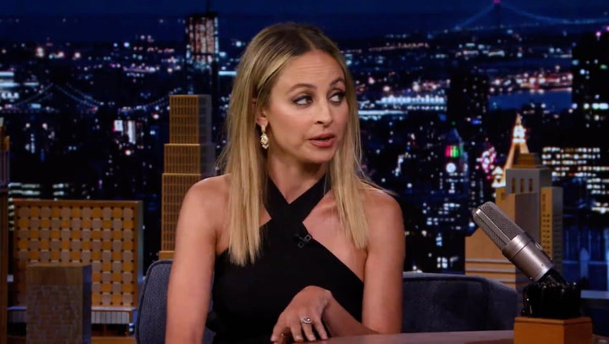 nicole richie reveals she and paris hilton used to buy rats every week