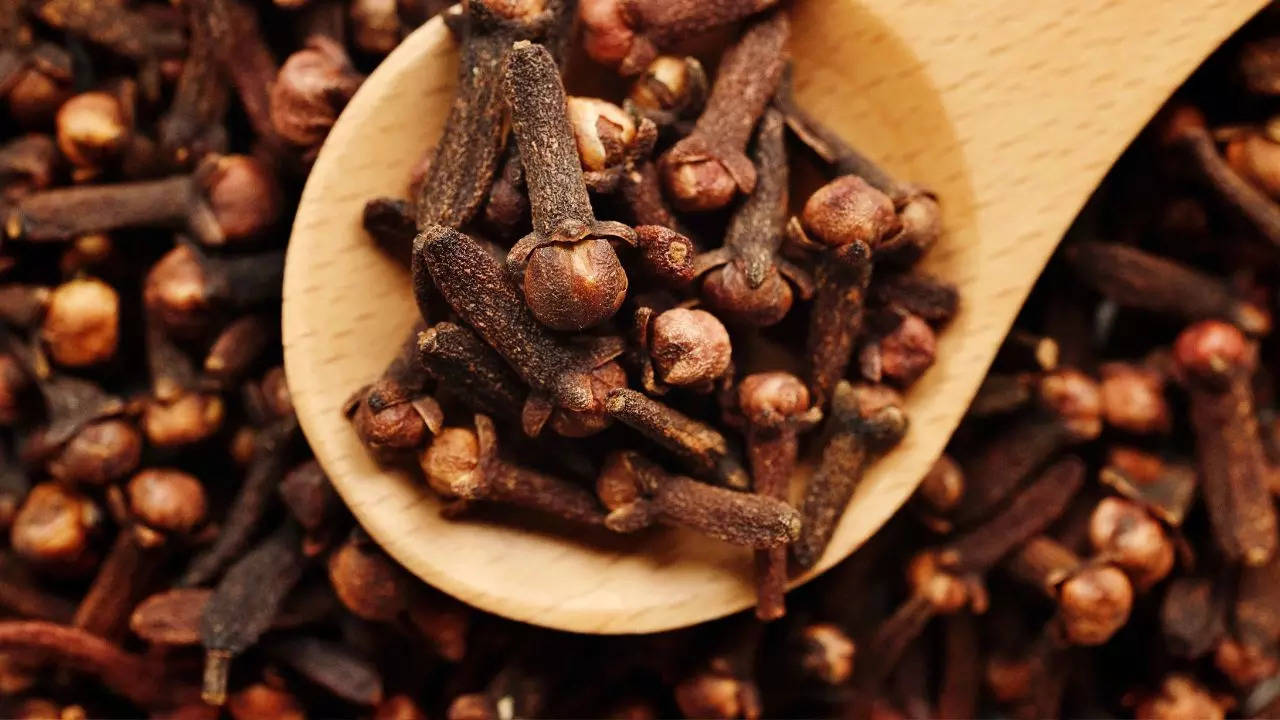 7 ways to add clove to the diet for weight loss