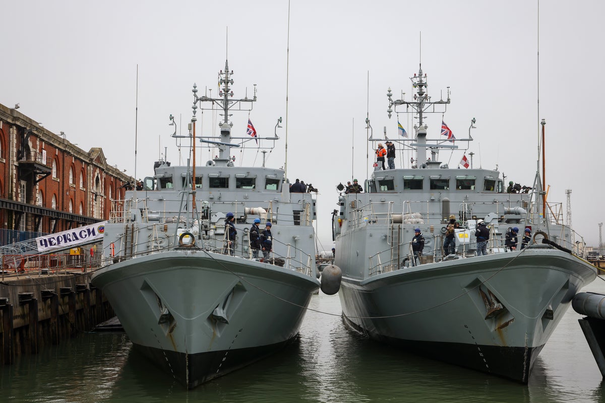 two former royal navy minehunters handed over to ukraine arrive in port