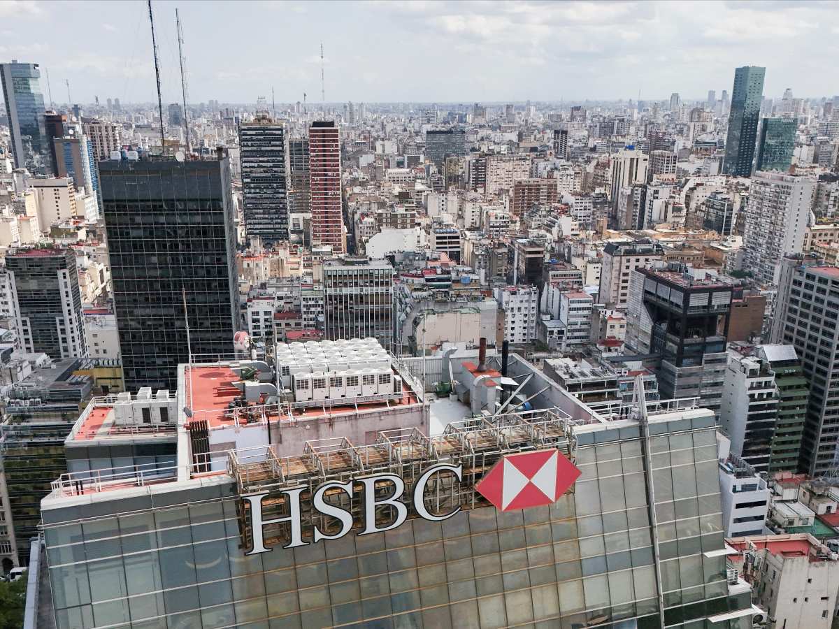 hsbc 'se va' de argentina y vende su división por 550 millones de dólares