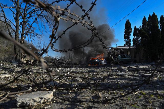ataques a la central ucraniana de zaporiyia elevan riesgo de accidente nuclear, advierte la onu