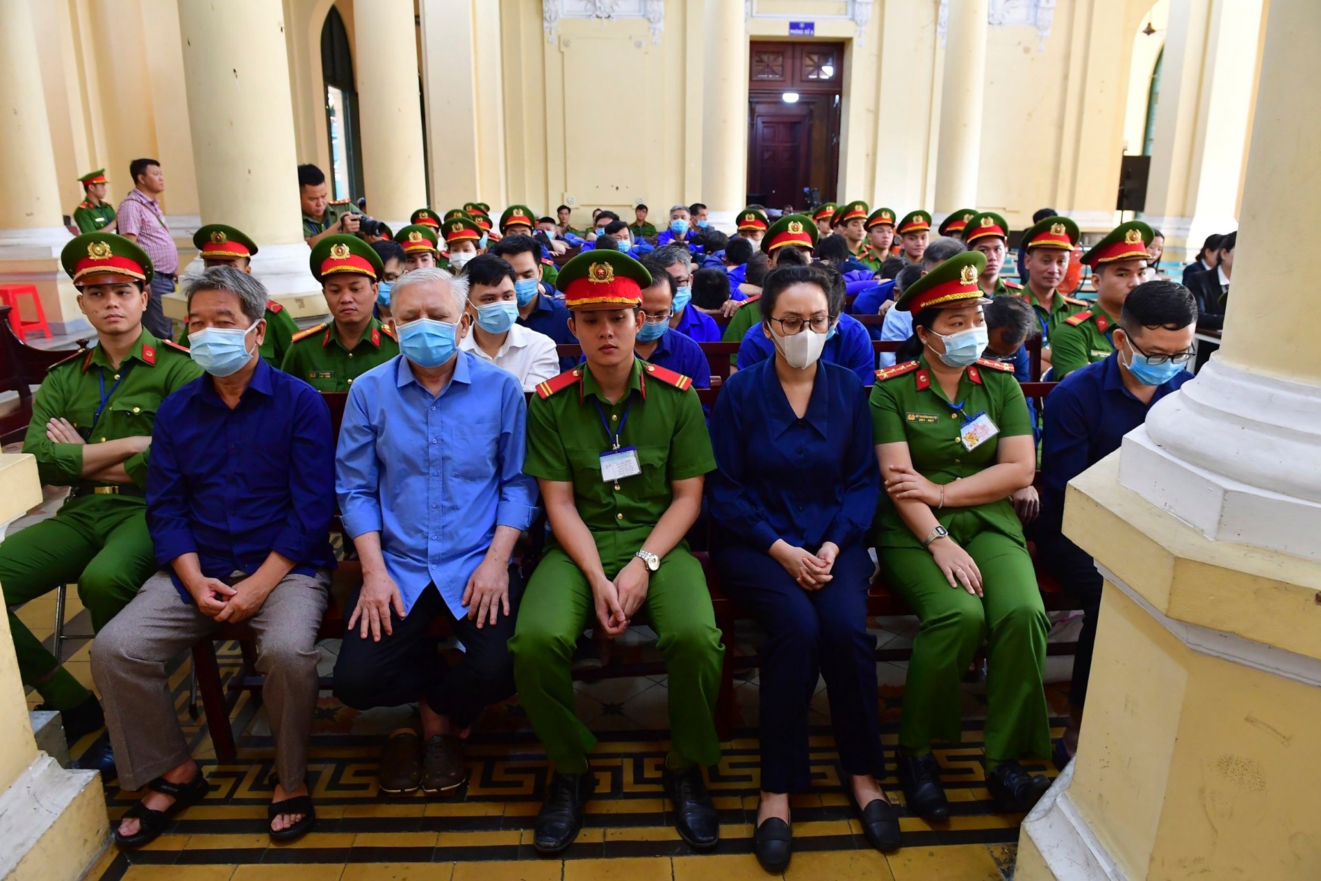 £35,000,000,000 fraud sees vietnamese woman sentenced to death