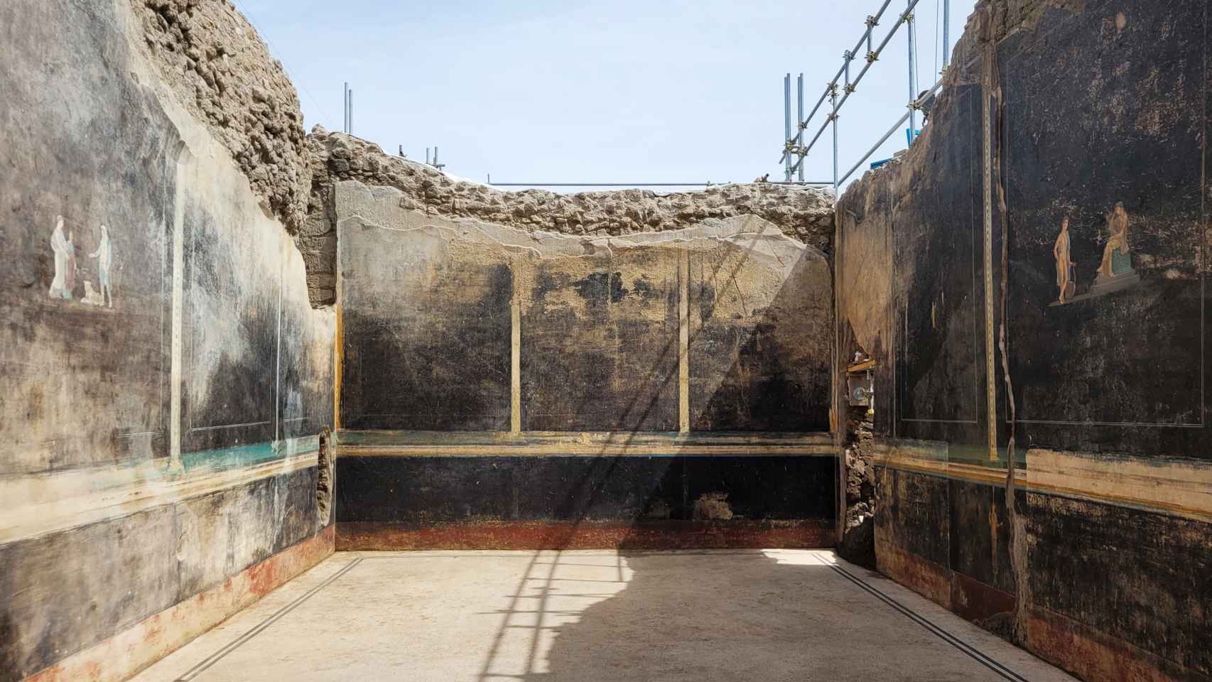hallan en pompeya un lujoso salón de banquetes con increíbles frescos de la guerra de troya