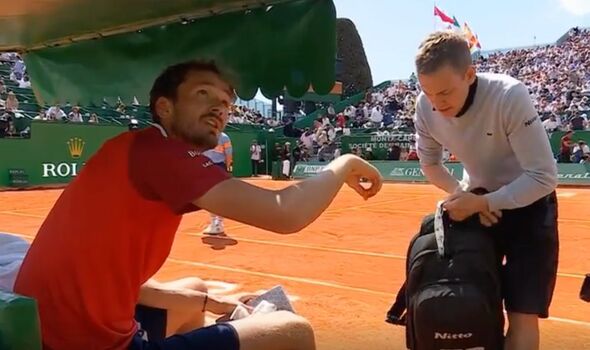 daniil medvedev demands official is sacked during furious monte carlo outburst