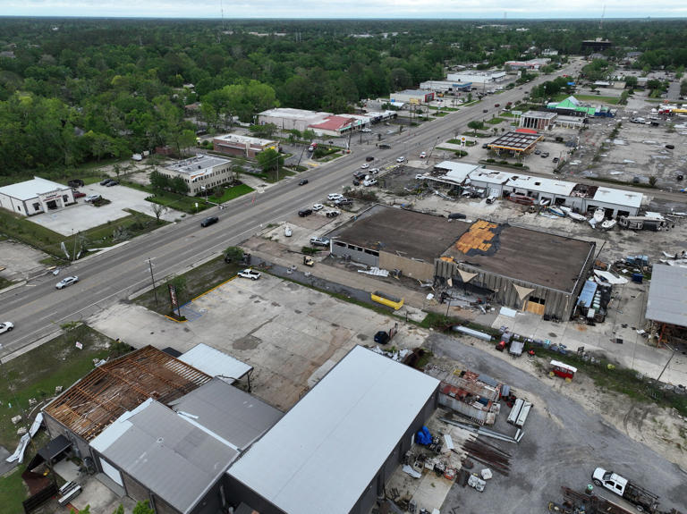 Focus shifts to clean up following severe weather outbreak, Slidell tornado