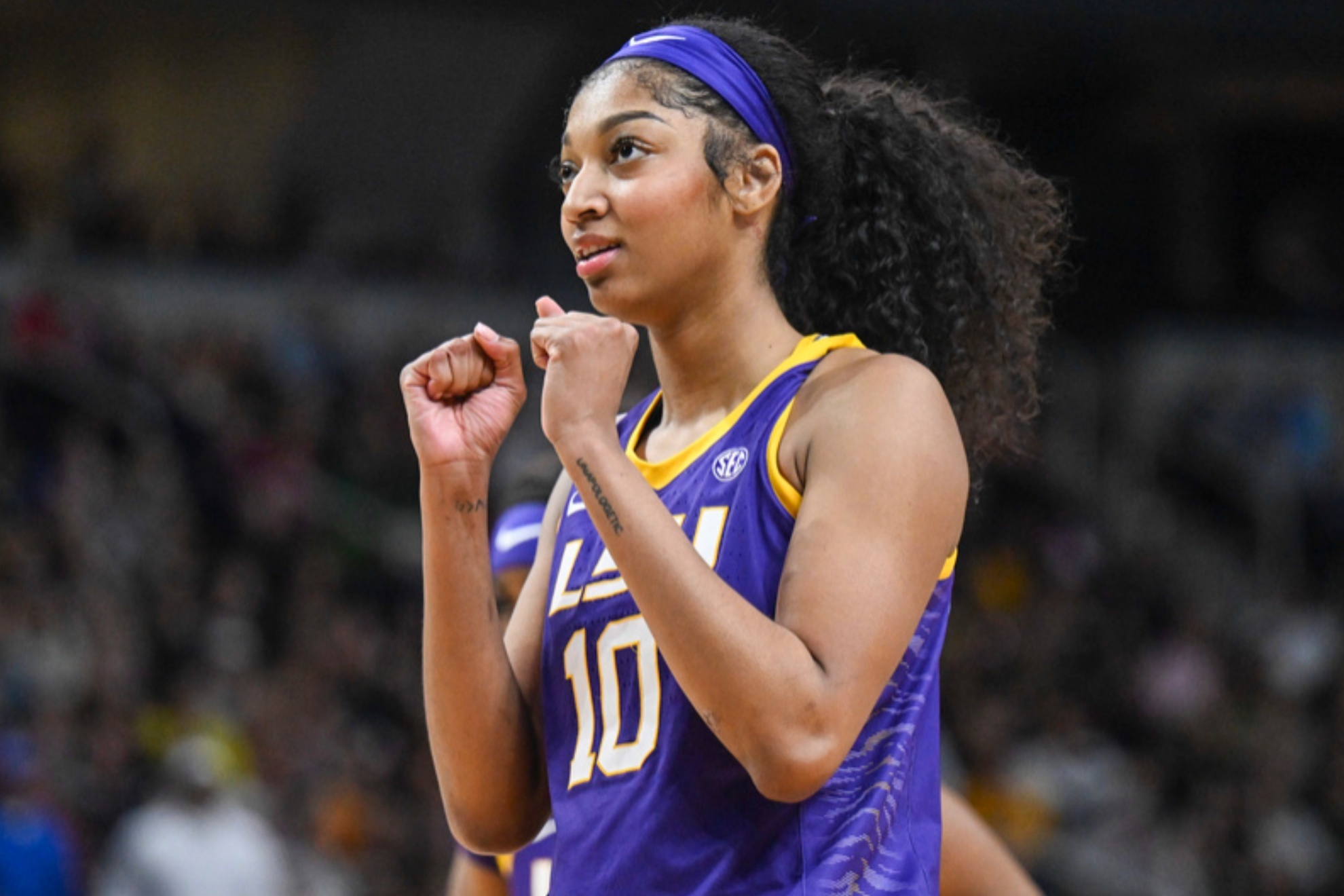 angel reese wnba draft: how much will she make in the wnba and what team is expected to draft her?