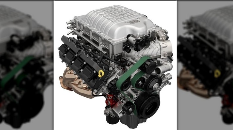 a closer look at the dodge hellcat redeye 6.2l supercharged hemi engine