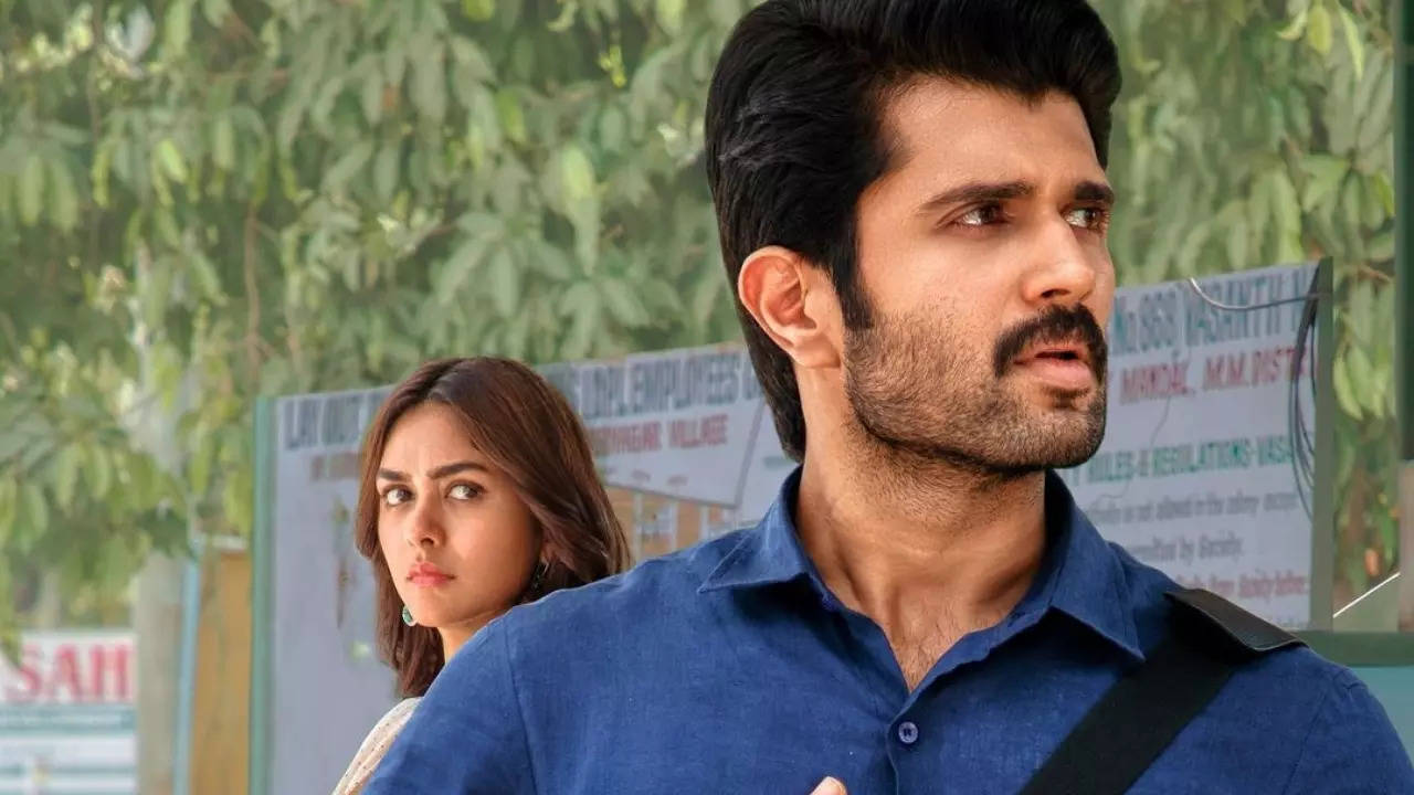 'family star' box office collection day 7: vijay deverakonda's family entertainer earns around rs 0.92 crore on first thursday