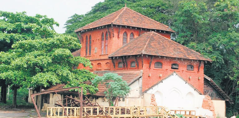 Forgotten majesty: Cheena Kottaram fails to rise from ruins of time, apathy