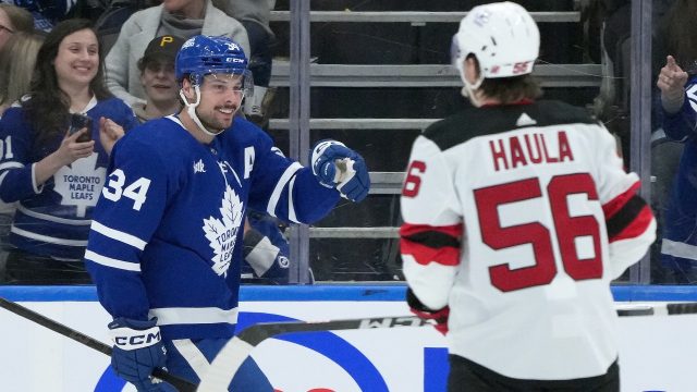 as max domi fights for auston matthews, a loaded maple leafs top six takes shape