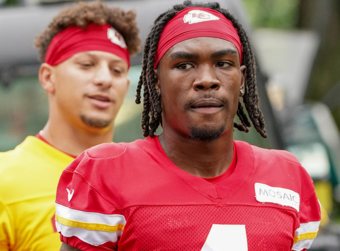 Chiefs' Rashee Rice Turns Himself In After Dallas Arrest Warrant Was ...