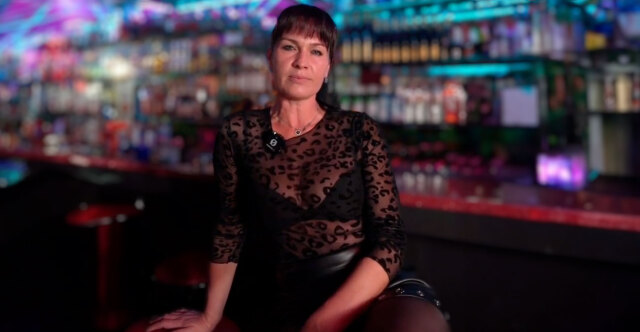 scorpios bar: απέλυσαν τη γυναίκα που έγινε viral στο tiktok με το «σκορπιός, είναι για σένα»