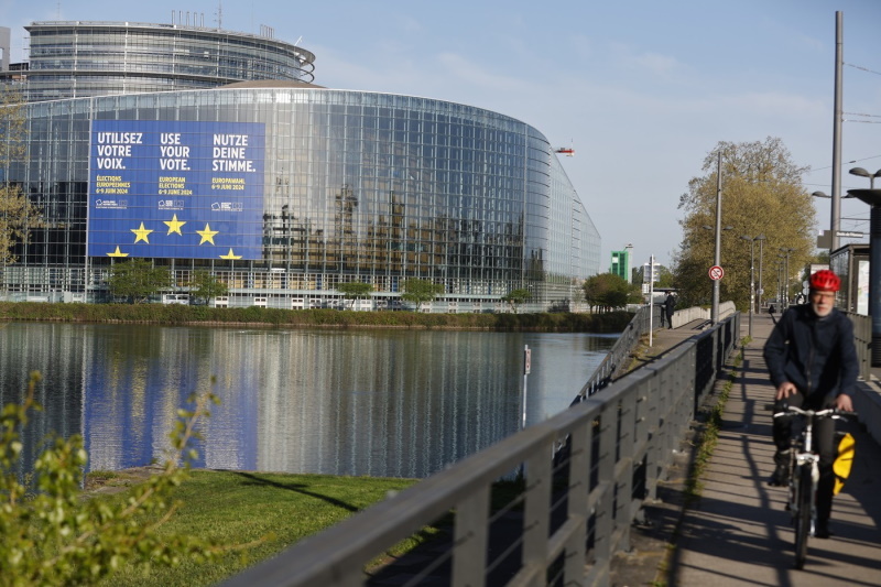 europoslanci žádají šéfku ek, aby nejmenovala spolustraníka na vlivný post
