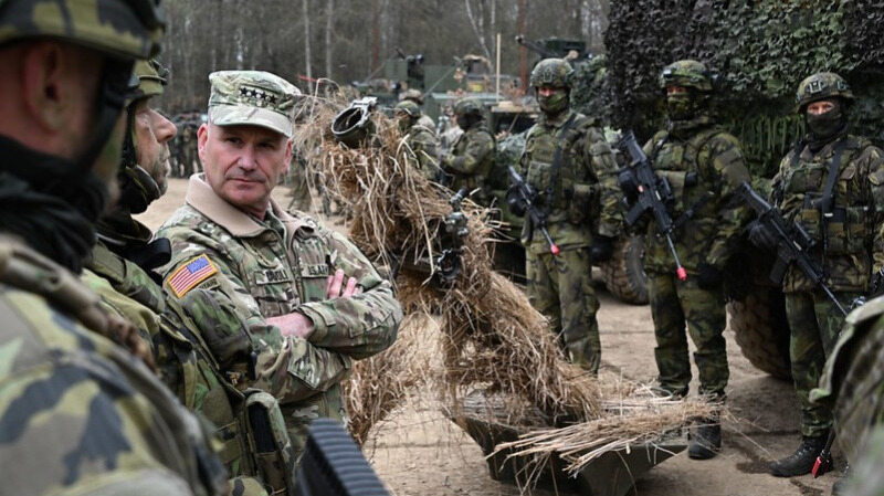 rosyjska armia większa, niż w momencie inwazji na ukrainę. „nie przypomina już chaotycznej siły”
