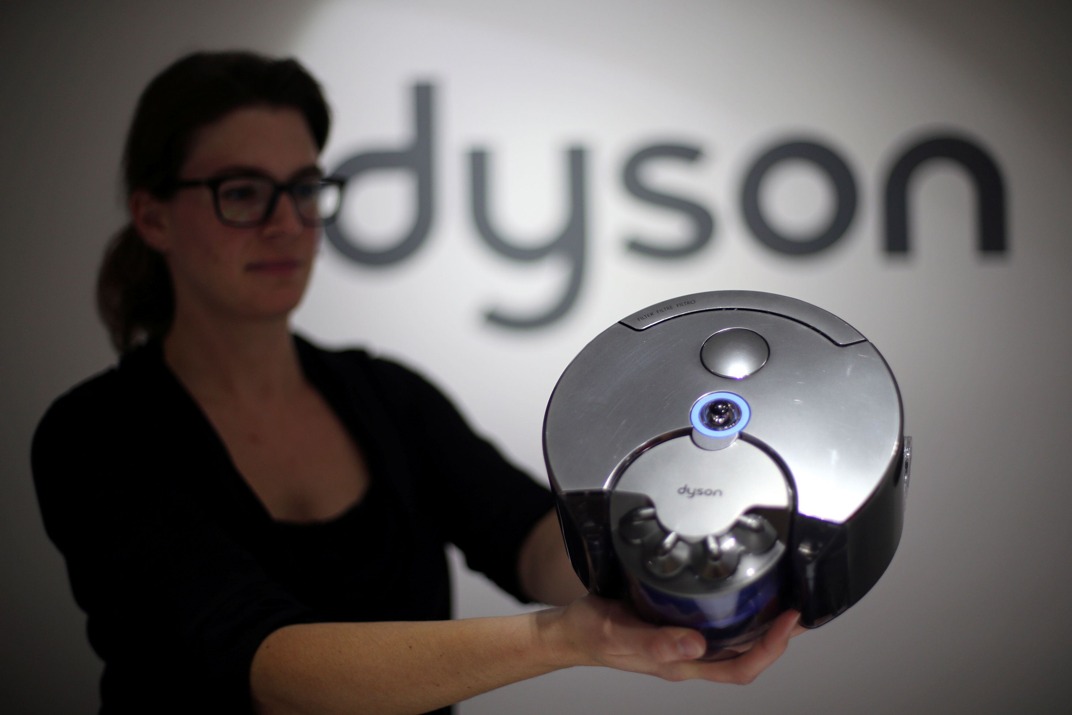 the former dyson product designer who reimagined a cleaner shisha