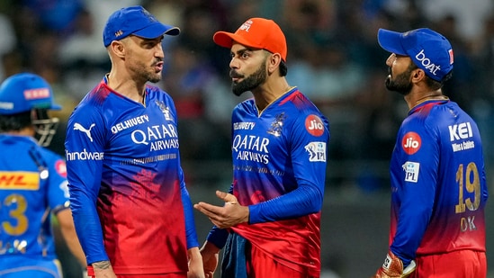 faf du plessis makes brutally honest admission on rcb's bowling attack: 'don't have weapons, it comes down to batting'