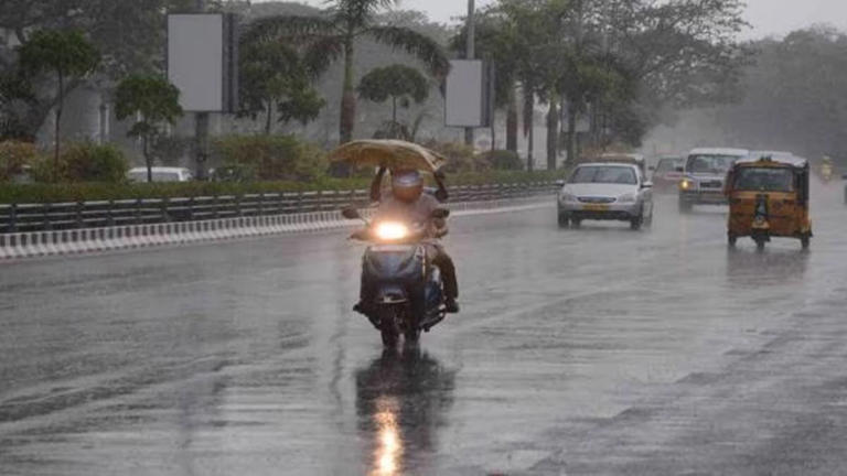 Weather Update Moderate Rainfall To Coexist With Thunderstorm Hail