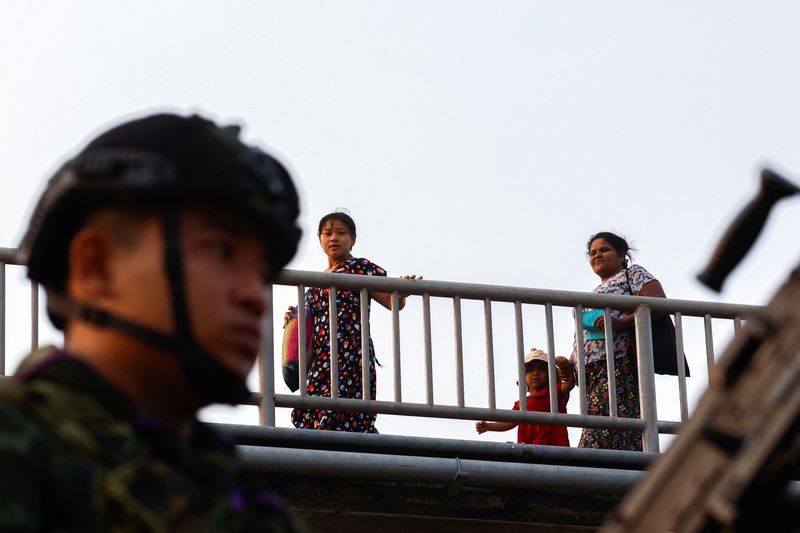 fall of myanmar town to rebels sends people fleeing into thailand