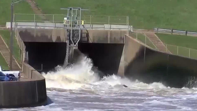 Water is higher then normal, floodgates are open at Wright Patman Lake