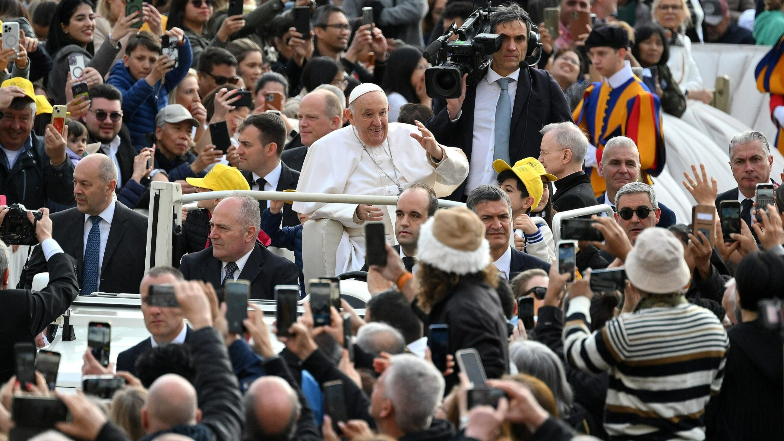 papież usłyszał przejmujące pytanie od dziewczynki. nie wahał się z odpowiedzią