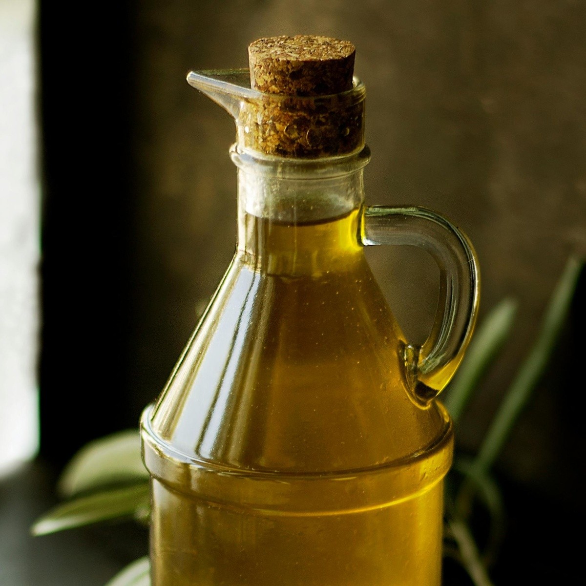 los aceites comestibles más saludables y cuáles debes evitar, según expertos