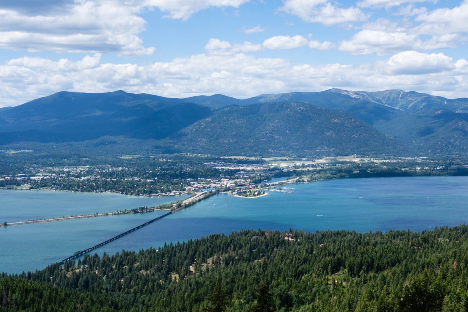 <p class="wp-caption-text">Image Credit: Shutterstock / Amehime</p>  <p><span><strong>Depth:</strong> 1,158 feet</span> <span>Idaho’s deepest lake is a stunning landscape for fishing, especially renowned for its giant Kamloops trout, amidst the backdrop of the Selkirk and Cabinet mountains.</span></p>