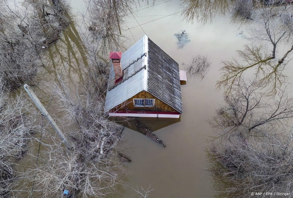 nieuwe evacuaties in russische stad orenburg na overstromingen