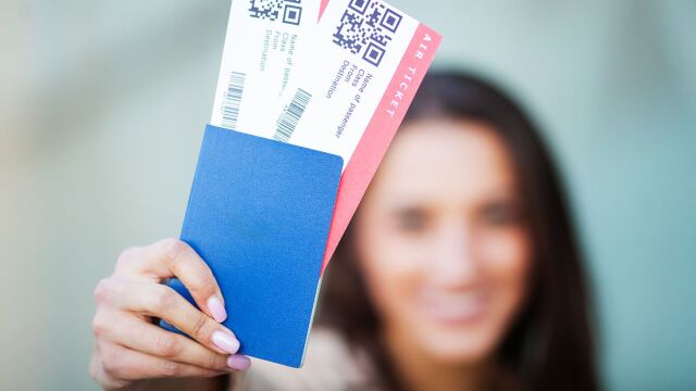πάσχα: τα φθηνότερα αεροπορικά εισιτήρια για ελλάδα και ευρώπη