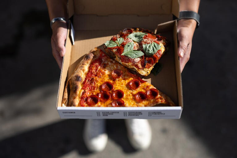 Yes, LA Pizza Is A Thing, And It Beats Out All The Other Pizza In The World