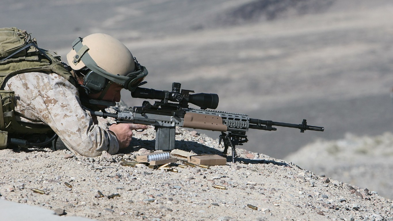 32 Weapons That See Everyday Use In The Navy Seals