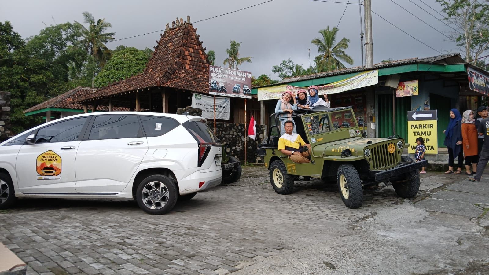 hfd 2024 : off-road tipis tour lava merapi pakai jeep willys