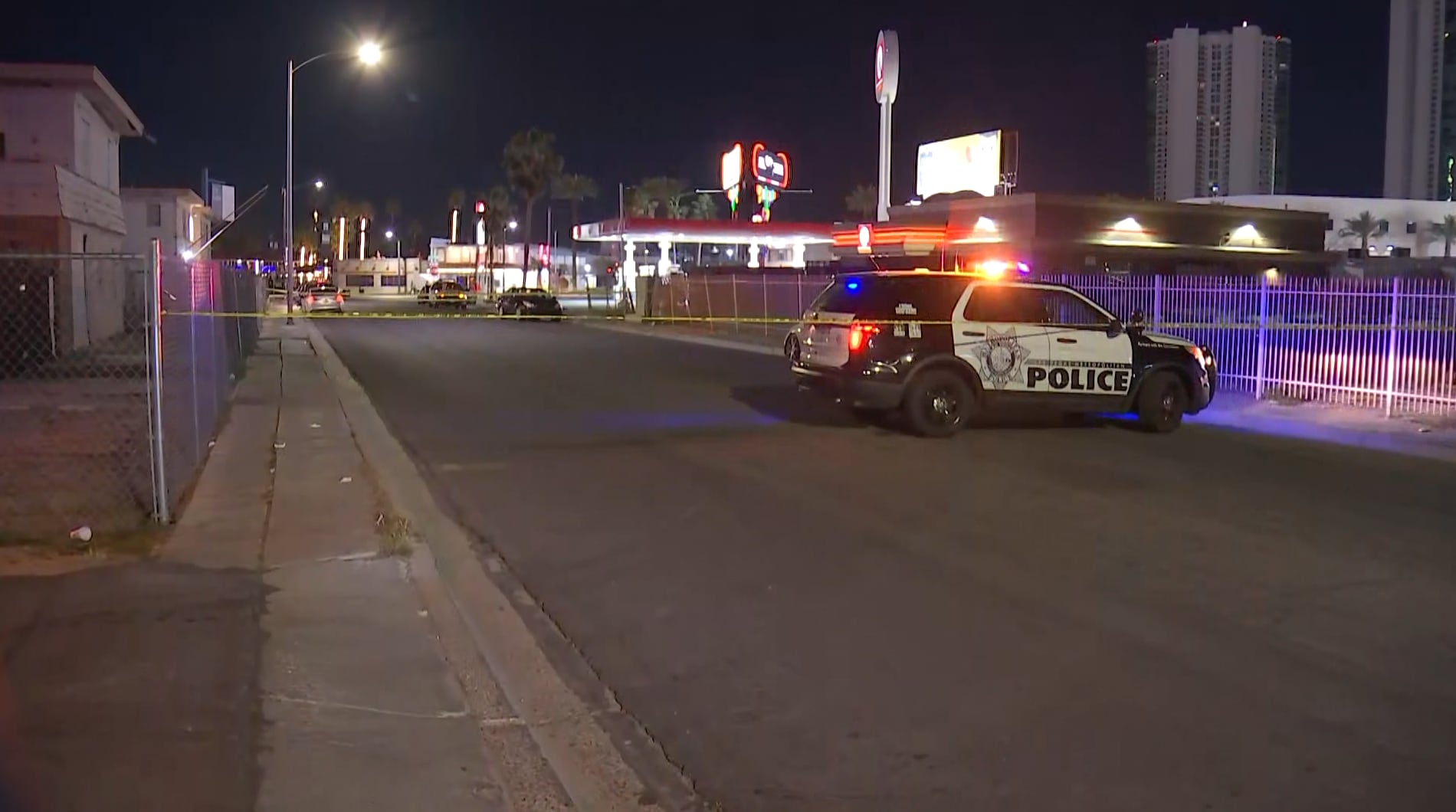 Police Search For Two Suspects In Deadly Stabbing Near Las Vegas Strip ...