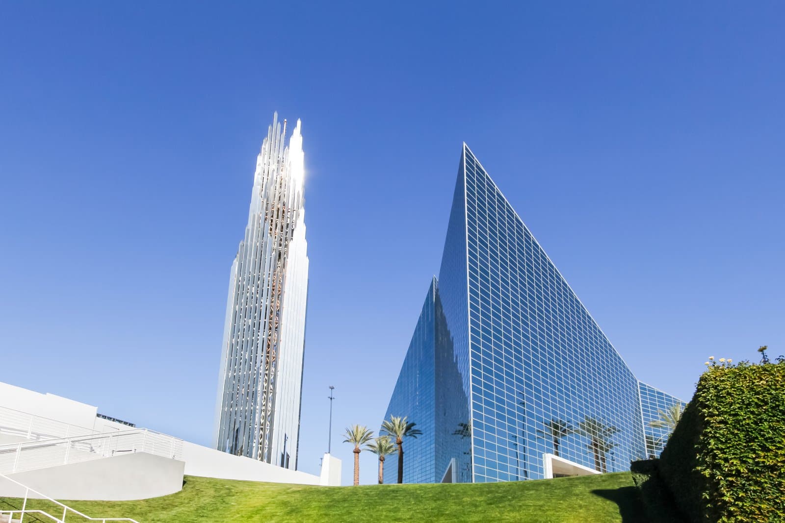 Image Credit: Shutterstock / The Image Party <p><span>Known for its striking glass structure and as the home of the Hour of Power broadcast, this architectural marvel in Garden Grove symbolizes transparency and enlightenment in faith.</span></p>